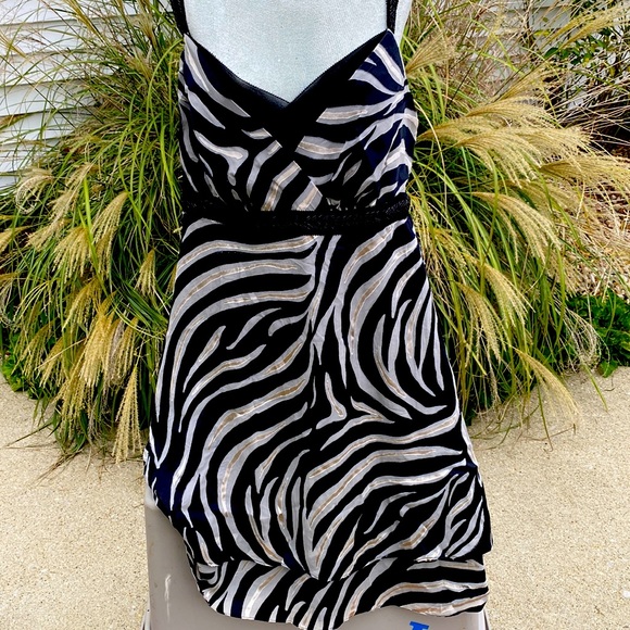 White House Black Market animal print dress - Picture 1 of 3